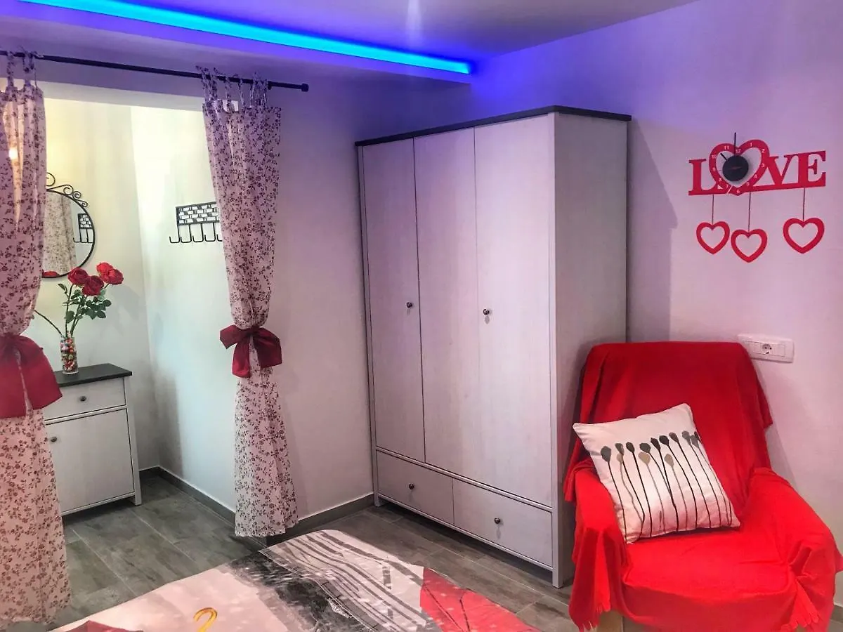Apartment Futura Baska  0*, Baska (Krk) Croatia